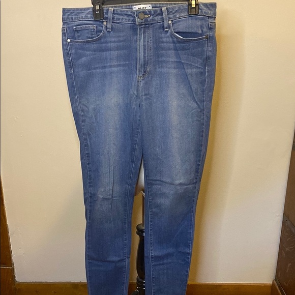 Paige Hoxton Skinny Ultra Skinny Denim Jeans in a Light Blue Wash (31W x 30L) - Picture 1 of 7